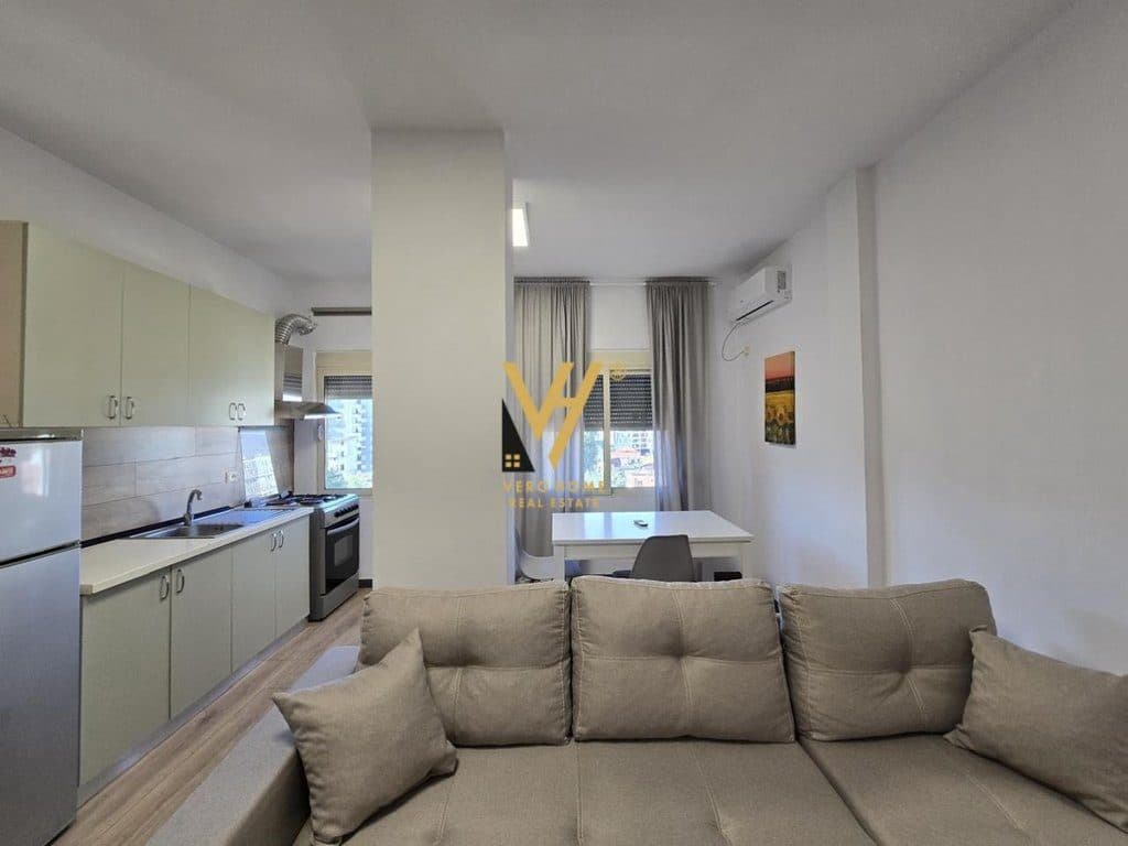 SHITET APARTAMENT 2+1 TE KRISTAL CENTER 185.000 EURO 2