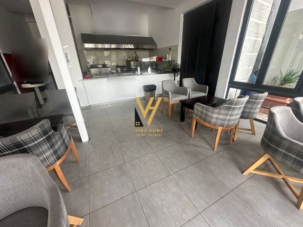Jepet Fast Food me qera te Qyteti i Studentit 40 m2