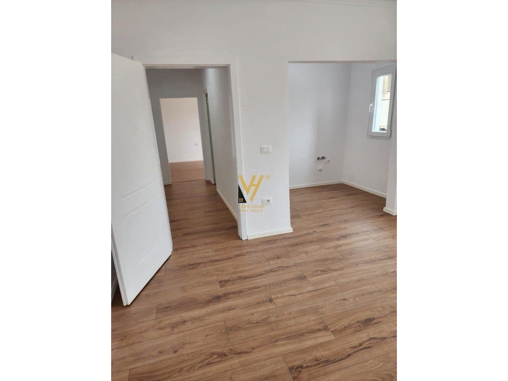 SHITET APARTAMENT 1+1+BALLKON NE PORCELAN 95.000 EURO 3