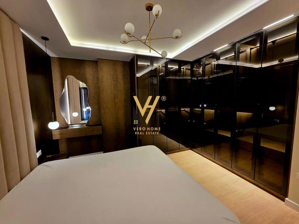 JEPET APARTAMENT 3+1+2+BLK ME QIRA TE KOMUNA PARISIT, KOM. OLIMPIK 1.800 EURO 4