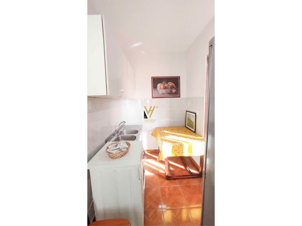 Jepet Apartament 2+1+ballkon me qera te Shkolla e Kuqe 78 m2 4