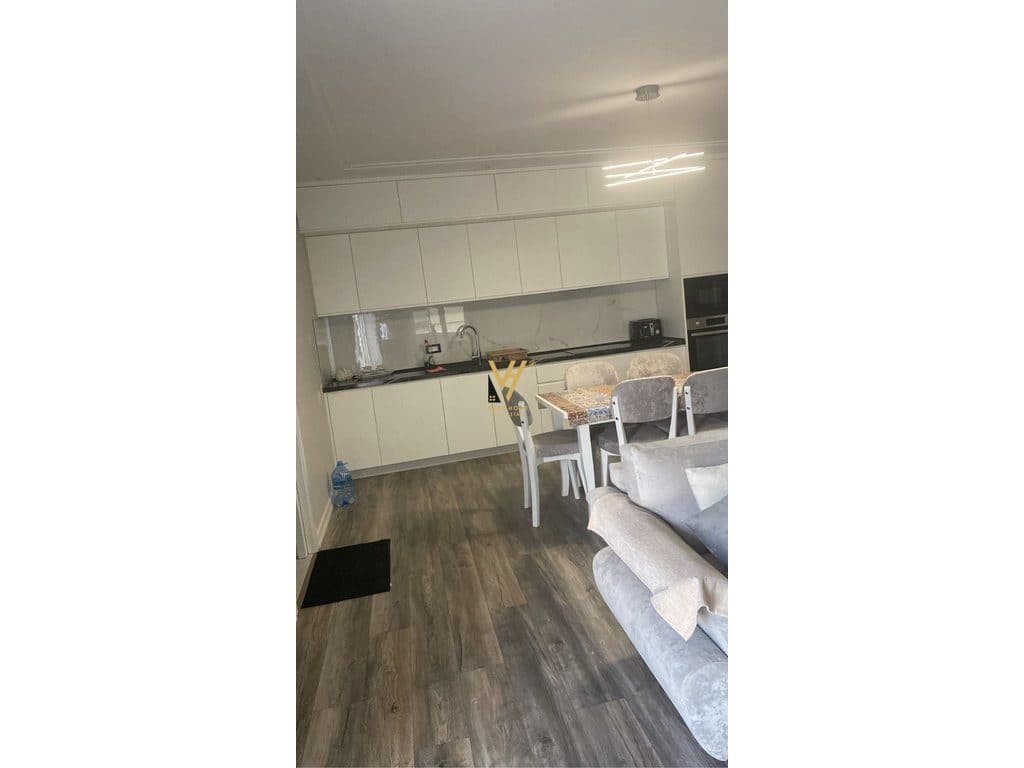 JEPET APARTAMENT 2+1+BLK ME QIRA NE PORCELAN 800 EURO 3