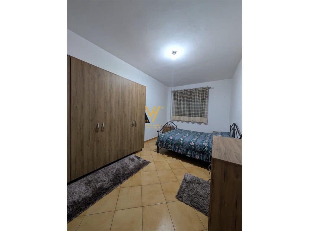 JEPET APARTAMENT 2+1+BLK ME QERA TE FRESKU 450 EURO 4