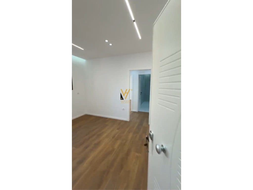 SHITET APARTAMENT 1+1 TE 21 DHJETORI 16.600.000 LEKE 4