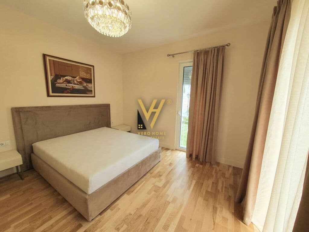 Jepet apartament 2+1 me qera te Teg 100m2 2