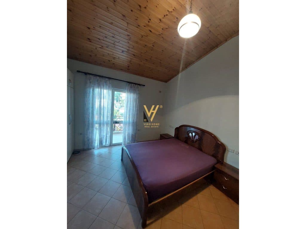 JEPET APARTAMENT 2+1+BLK ME QERA TE TREGU ELEKTRIK 45.000 LEKE 2