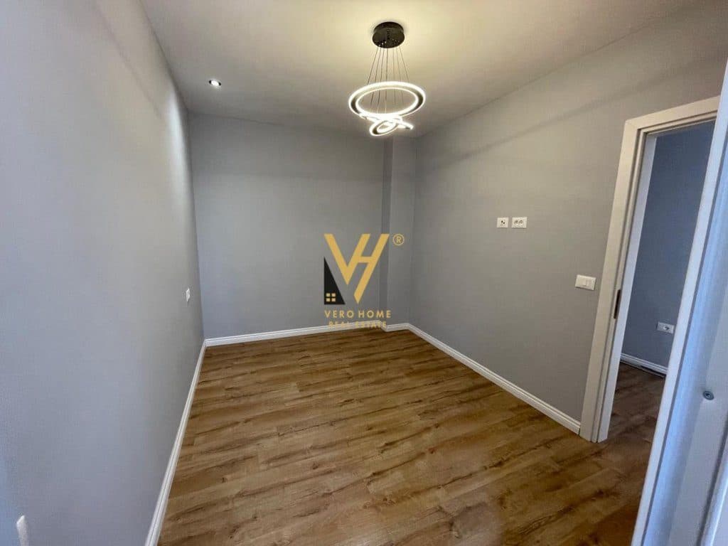 SHITET APARTAMENT 1+1 TE 5 MAJI 98.000 EURO 4
