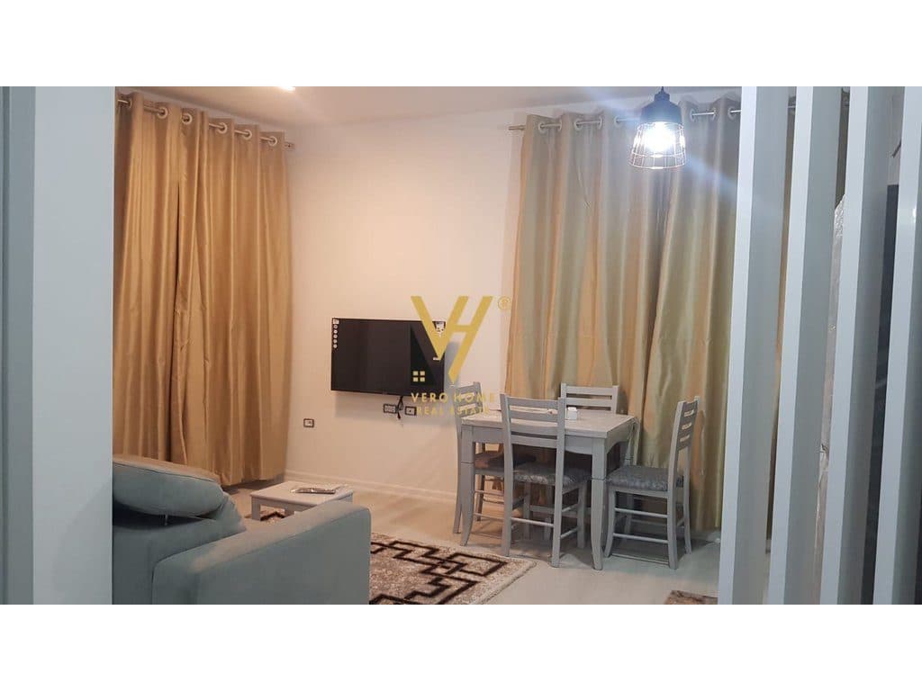 JEPET APARTAMENT 1+1+BLK ME QIRA TE KOMUNA PARISIT 67.000 LEKE