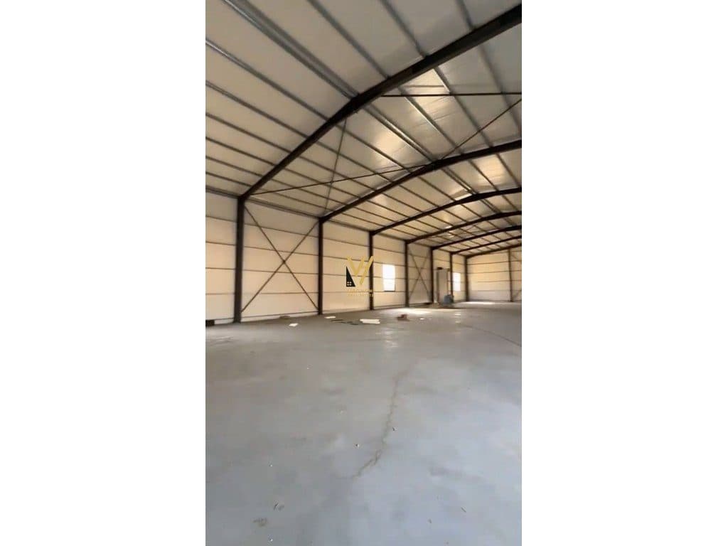 JEPET KAPANON 5.000 M2 ME QERA NE FLLAKE, DURRES 10.000 EURO 2