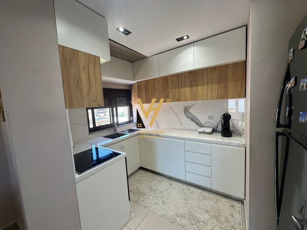 JEPET APARTAMENT 2+1+VERANDE ME QIRA TEK OXHAKU 750 EURO 2
