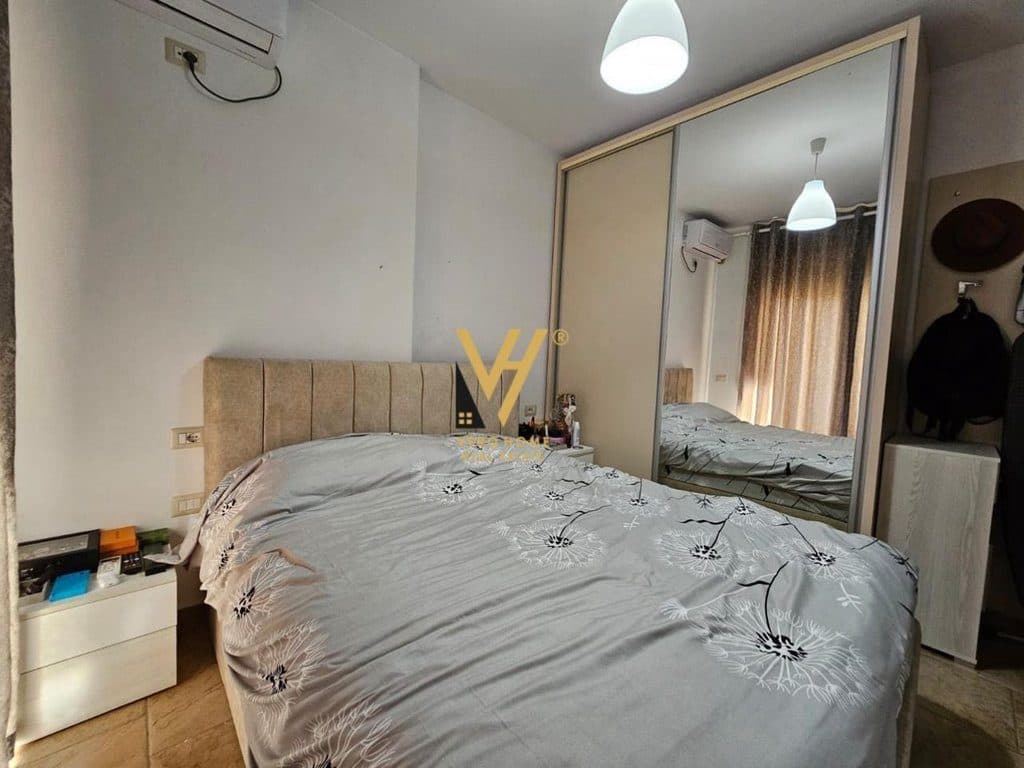 JEPET APARTAMENT 1+1+BLK ME QIRA TE RRUGA PETI 420 EURO 4