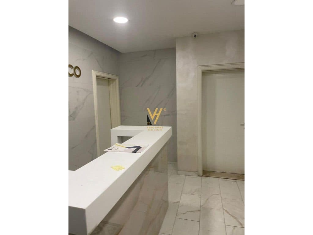 SHITET AMBIENT KOMERCIAL 364 M2 TE KTHESA E KAMZES 510.000 EURO 2