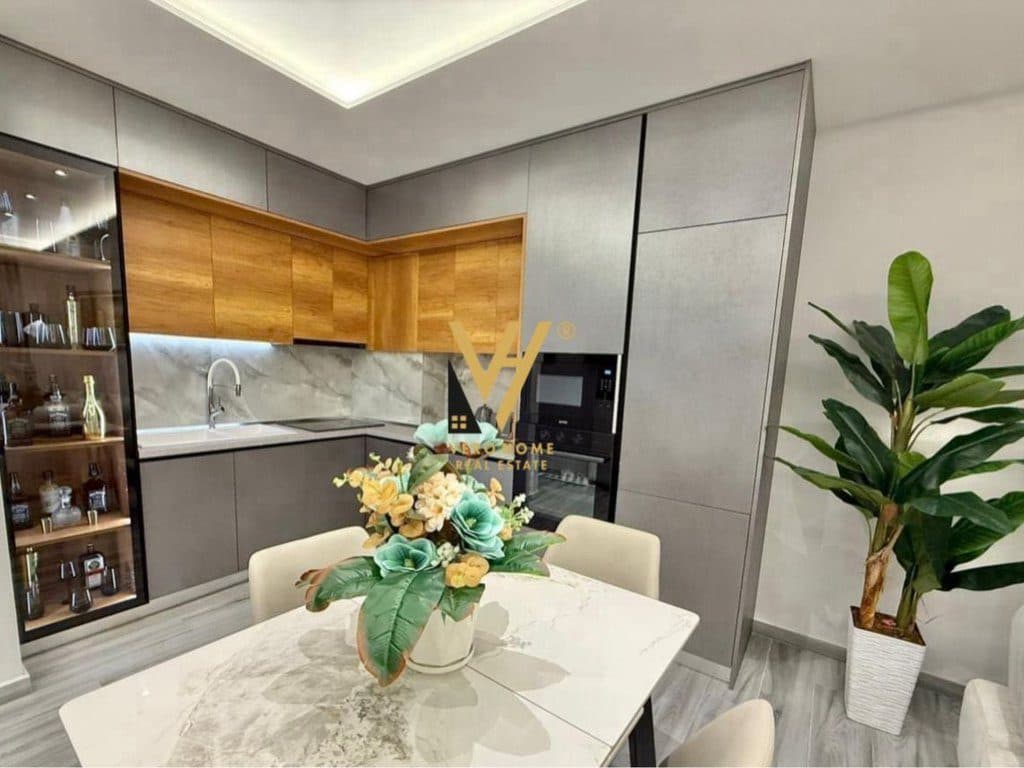 JEPET APARTAMENT 2+1+2 ME QIRA NE FRESK 65.000 LEKE 3