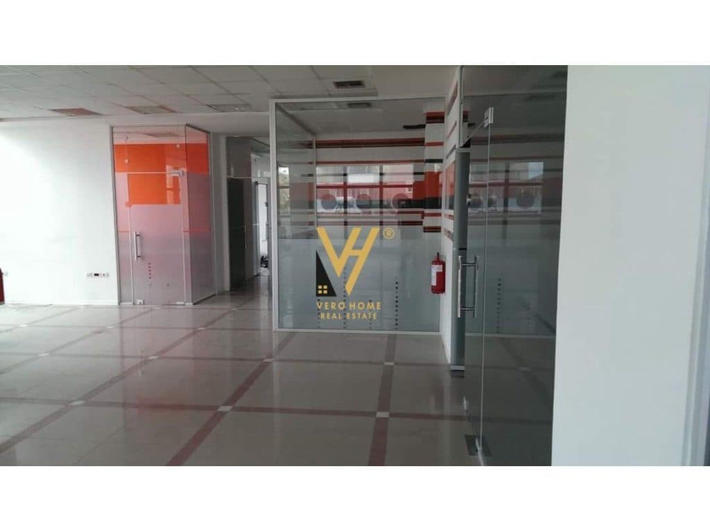 SHITET ZYRE 400 M2 NE SELITE 1.200.000 EURO