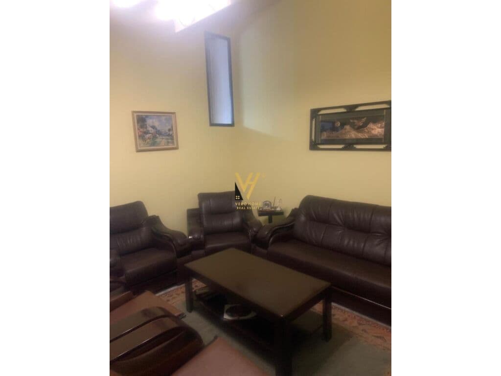 Shitet Apartament 1+1+ballkon te Rruga e Bogdaneve 47 m2 2