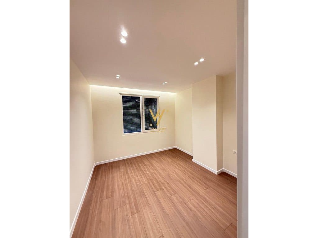 SHITET APARTAMENT 2+1+BLK TEK MARTENITETI I RI 235.000 EURO 2