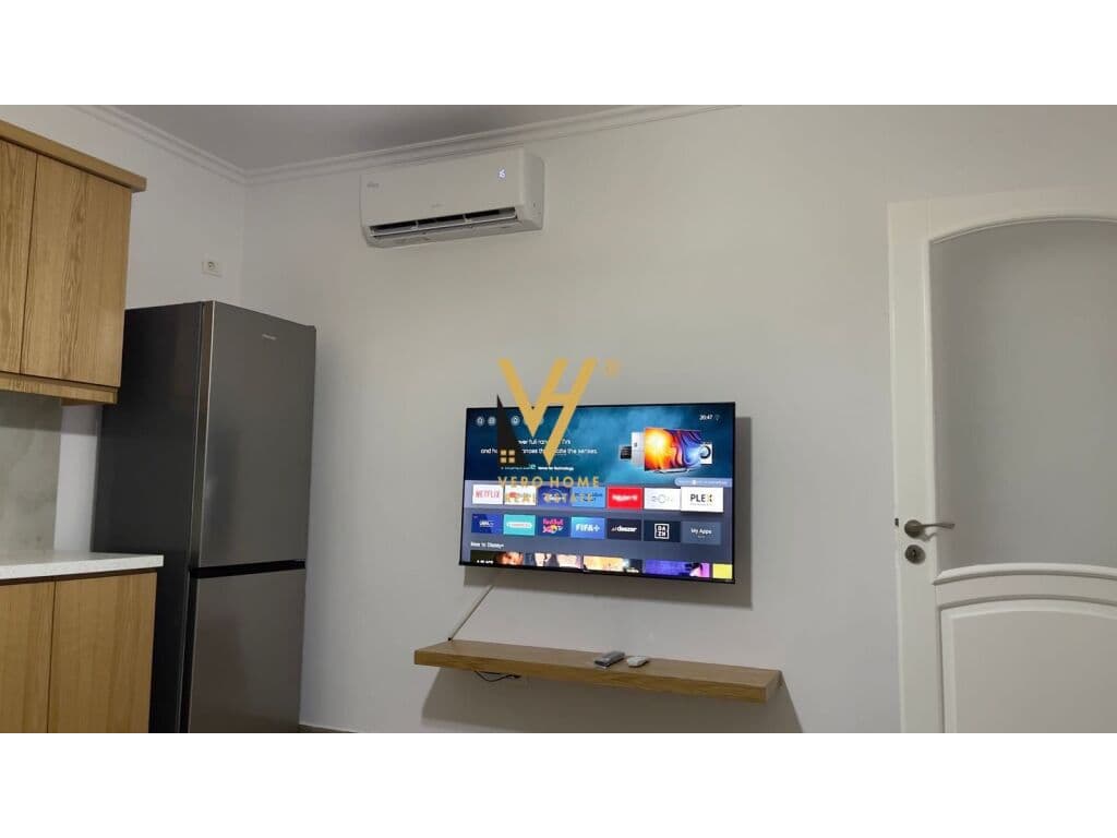 Jepet Apartament 1+1+ballkon me qera te Globi , Rruga e Kavajes 50 m2