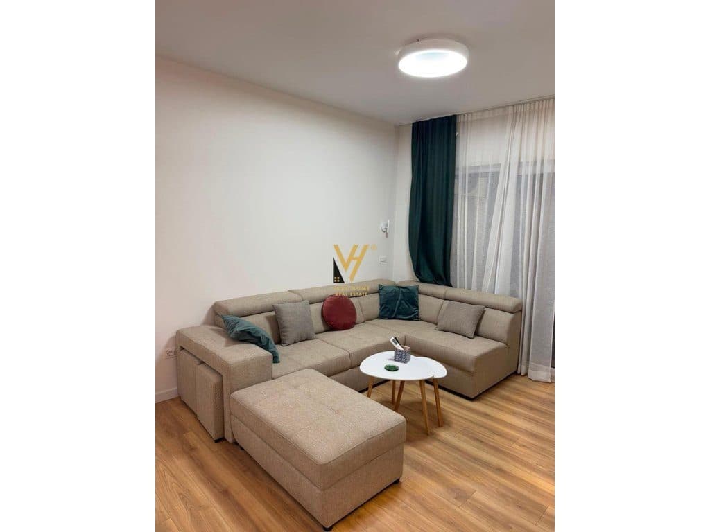 JEPET APARTAMENT 1+1+BLK ME QIRA TE SHKOLLA E KUQE 78.000 LEKE