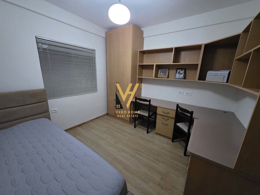 JEPET APARTAMENT 4+1+2+BLK ME QIRA TE MINE PEZA 1.500 EURO 4
