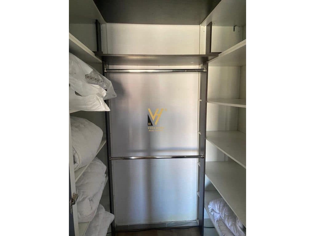 JEPET APARTAMENT 2+1+2+BLK ME QERA TE KOPSHTI ZOLOGJIK 1.100 EURO 4
