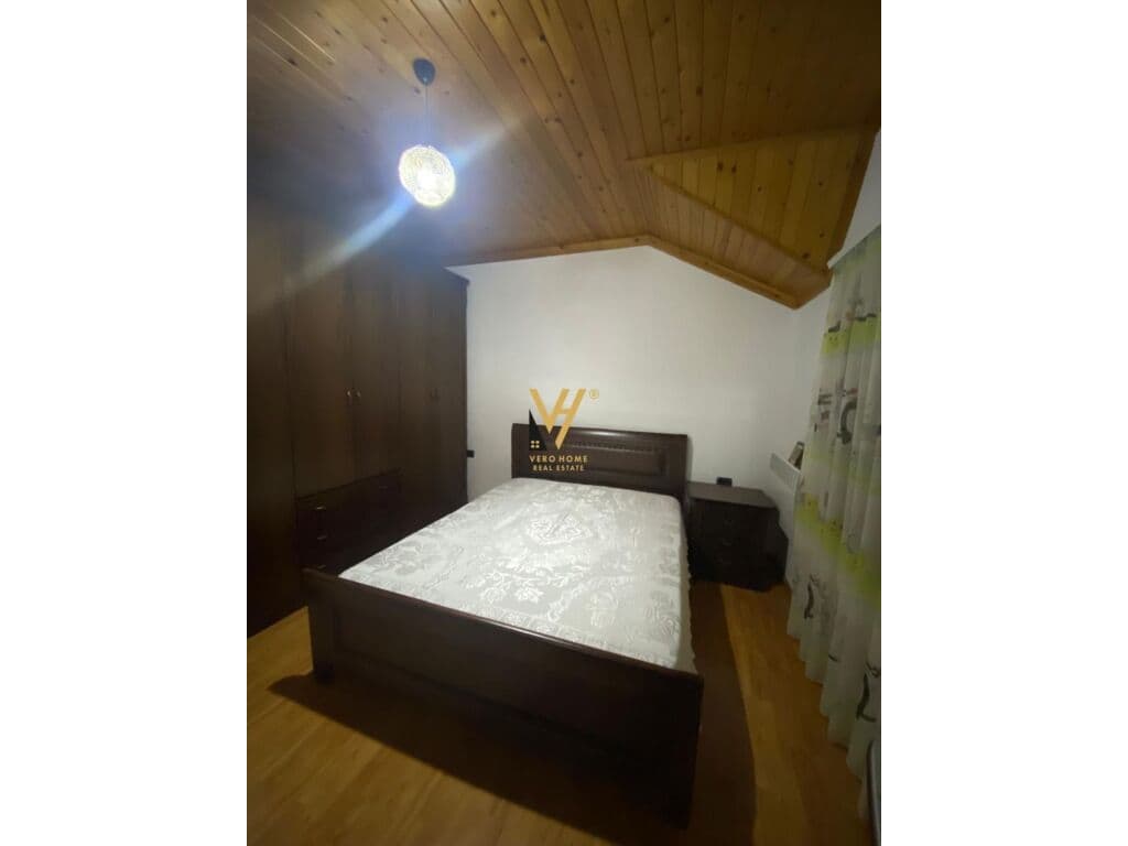 Jepet apartament 1+1+verande me qera tek Fresku 130 m2 3