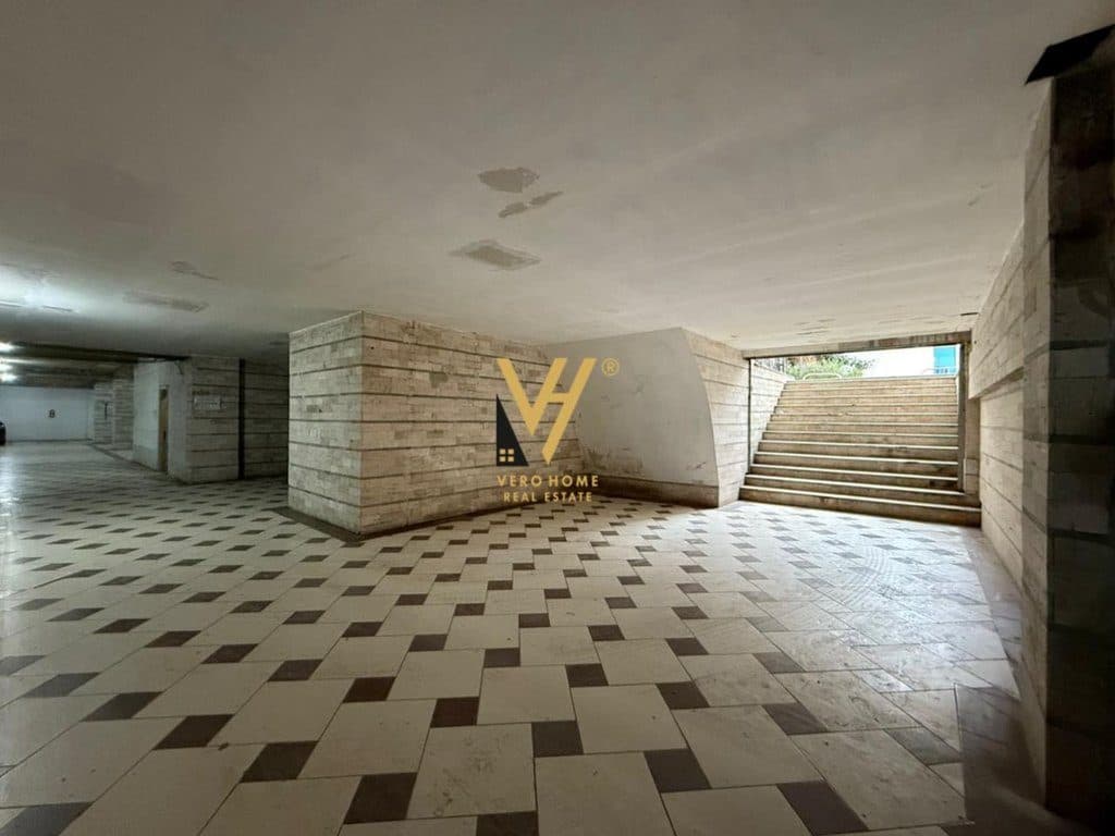 JEPET PARKIM 1.500 M2 ME QIRA TE CASA ITALIA 4.500 EURO 2
