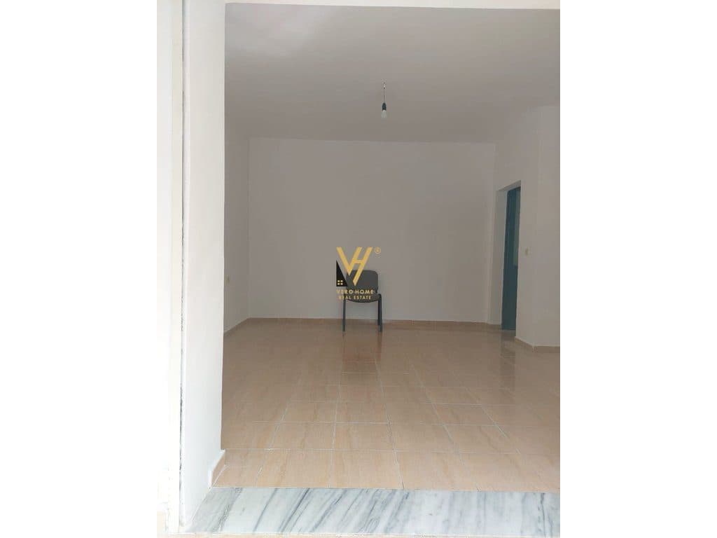 JEPET DYQAN 58 M2 ME QERA NE LAPRAKE 60.000 LEKE 2