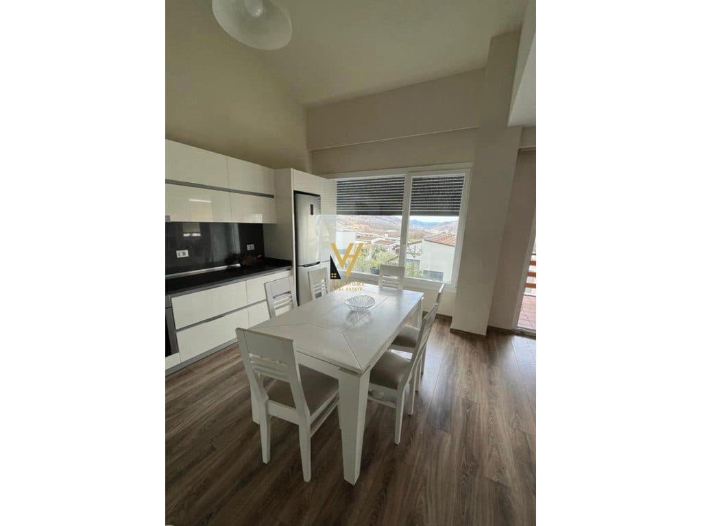 JEPET APARTAMENT 2+1+2+2BLK ME QERA TE REZ.LONG HILL, TEG 1.500 EURO 3
