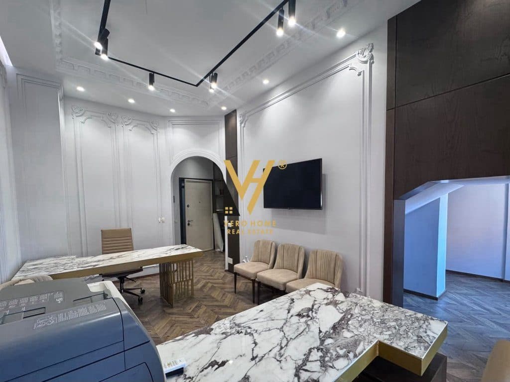 JEPET ZYRE 55 M2 ME QERA TE GOLDEN PARK, YZBERISHT 650 EURO 2