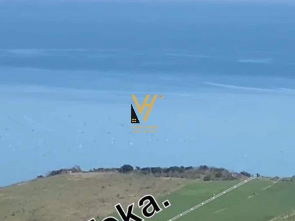 SHITET TOKE 14.000 M2 TE KEPI I RODONIT 980.000 EURO