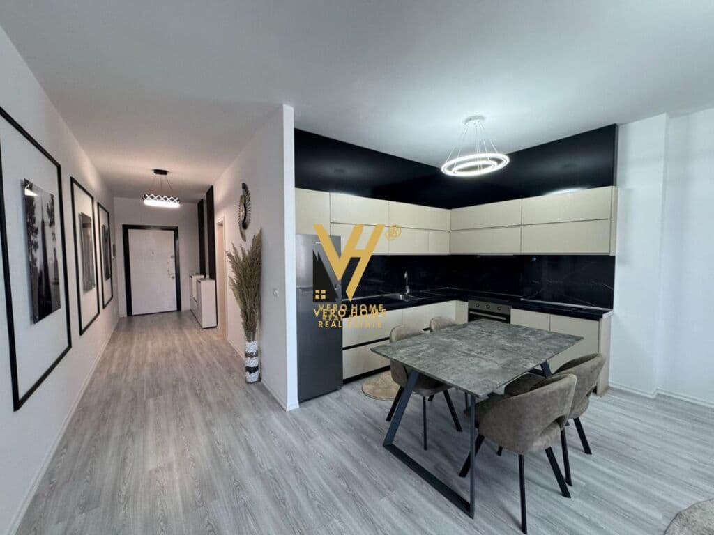 SHITET APARTAMENT 3+1+2+2BLK TE LIQENI THATE 340.000 EURO 3