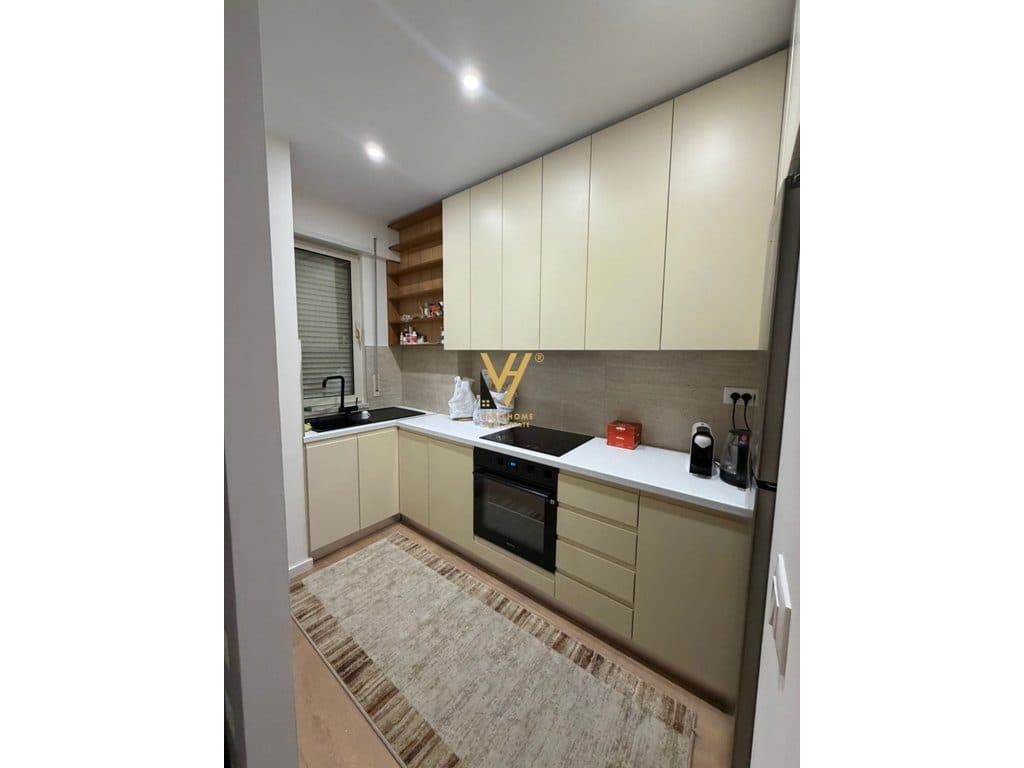 JEPET APARTAMENT 3+1+2 ME QIRA TE LIQENI I THATE 1.100 EURO 3