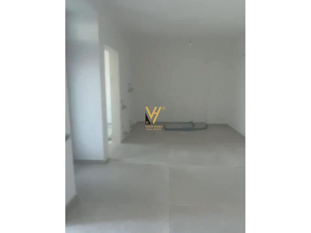 SHITET APARTAMENT 2+1 NE MALIN E ROBIT 90.000 EURO 1