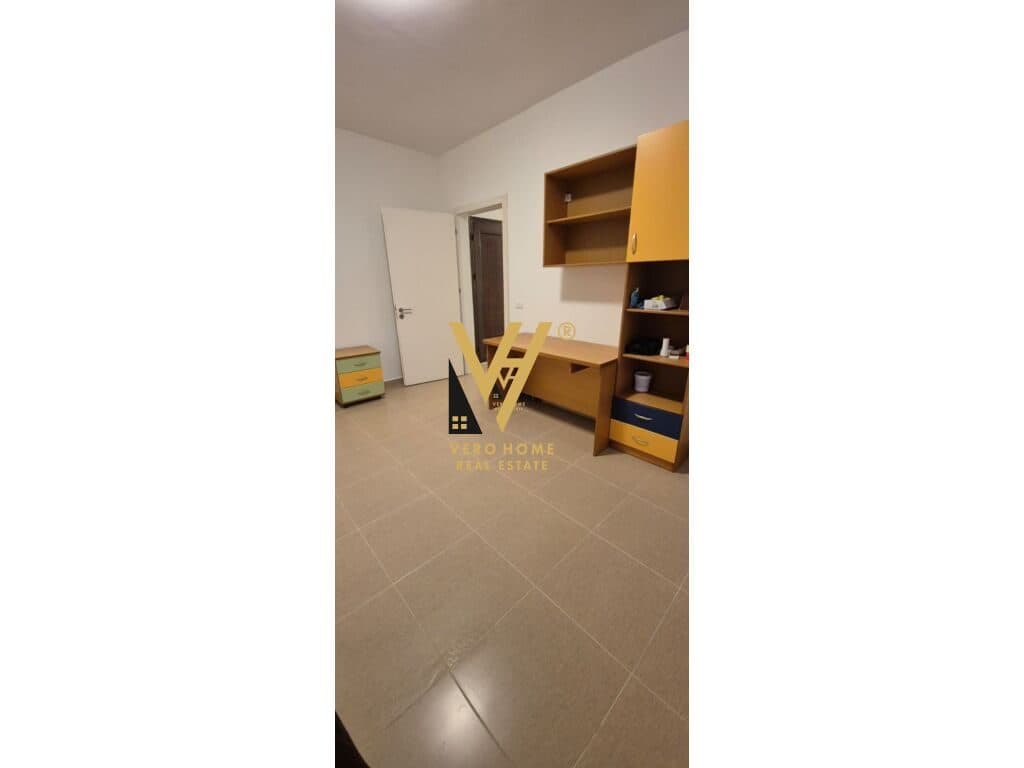 JEPET APARTAMENT 2+1+BLK ME QERA NE SELITE 500 EURO 4