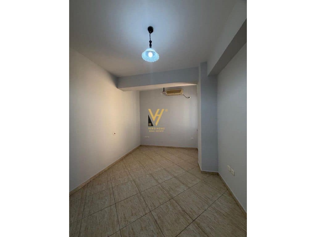 OKAZION!! SHITET APARTAMENT 2+1+2+BLK TE RRUGA E KAVAJES 225.000 EURO 4