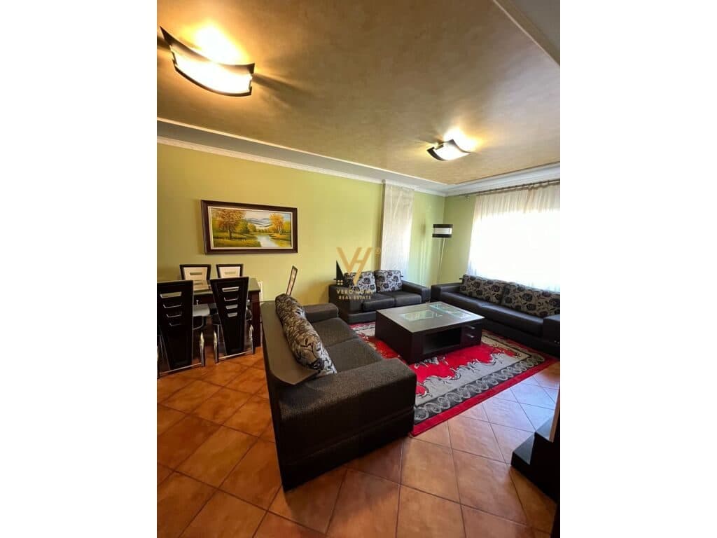 Jepet Apartament 2+1+ballkon me qera te Sheshi Willson 90 m2 2