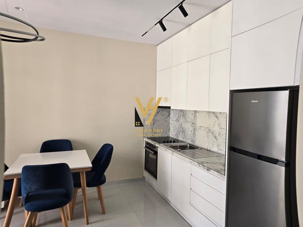 JEPET APARTAMENT 1+1 ME QIRA TE UNIVERS CITY 450 EURO 2