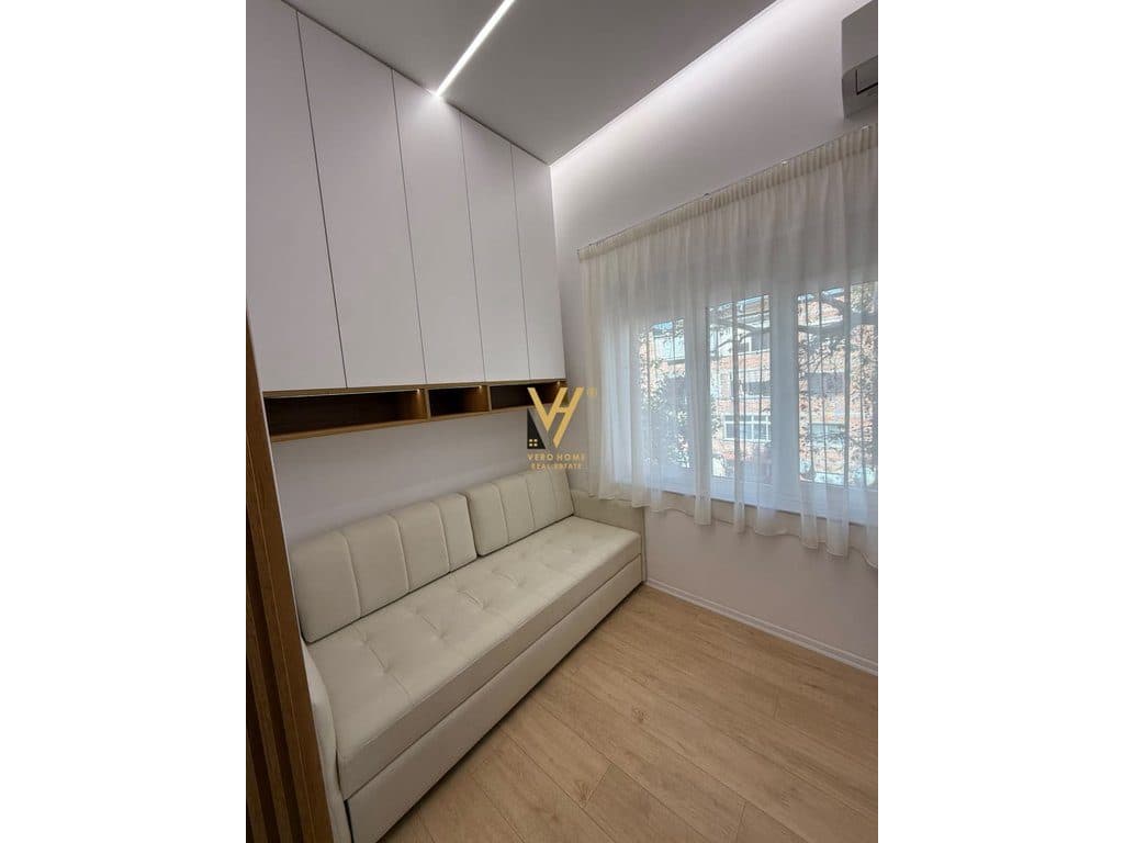 JEPET GARSIONERE 45 M2 ME QERA TE MYSLYM SHYRI 55.000 LEKE