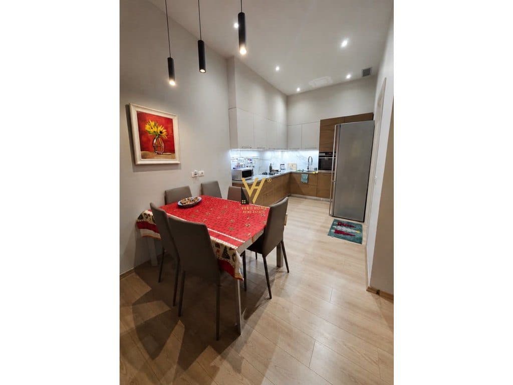 SHITET APARTAMENT 3+1+2+BLK REZIDENCA BETA LIQENI THATE 300.000 EURO 2