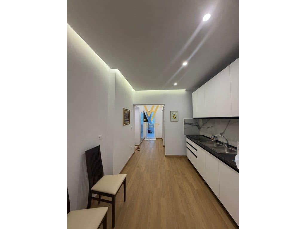 JEPET APARTAMENT 1+1+BLK ME QIRA NE BLLOK 750 EURO 2