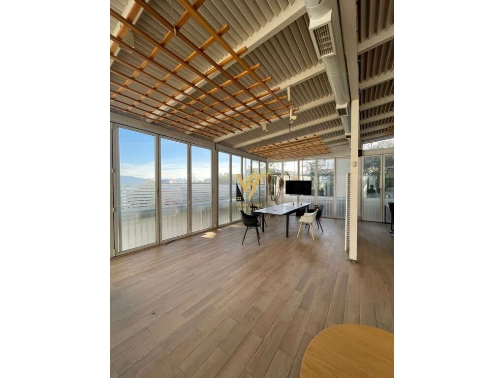 Jepet Zyre me qera te Kodra e Diellit 1 , 540 m2 2
