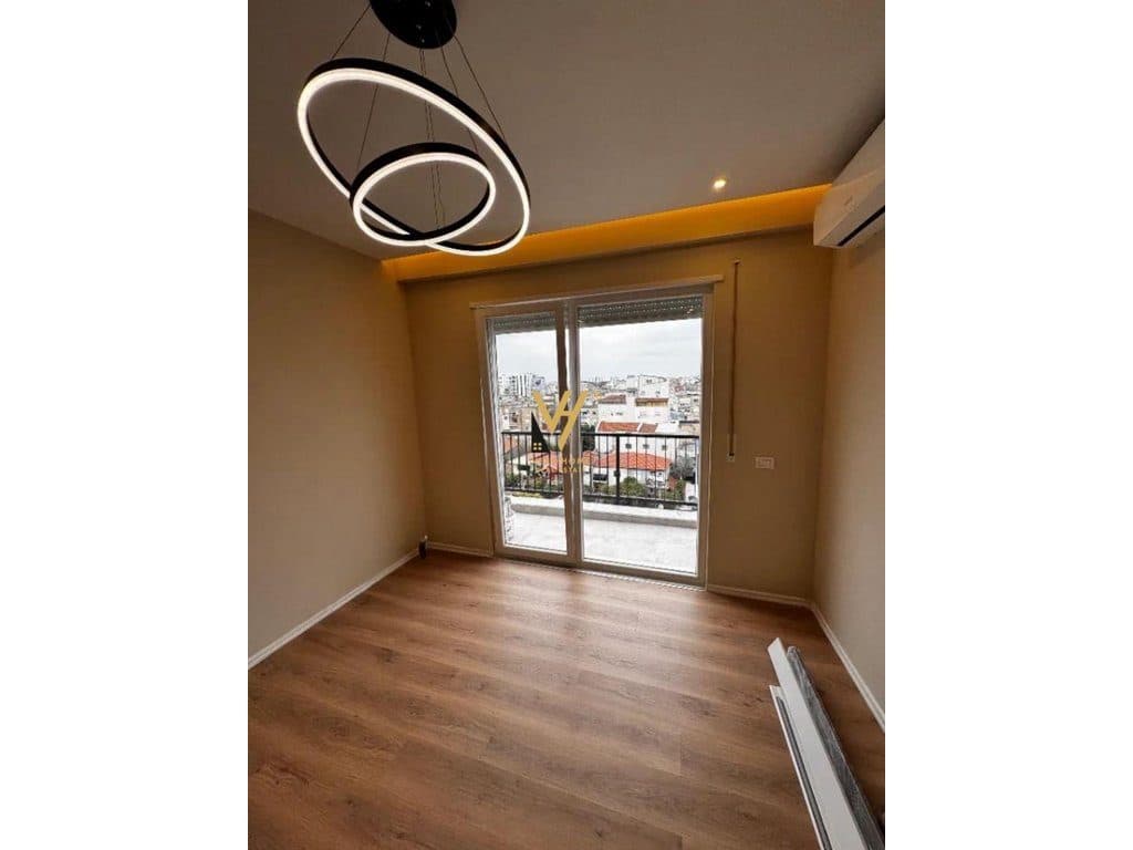 JEPET APARTAMENT 1+1+BLK ME QIRA TE BRRYLI 50.000 LEKE