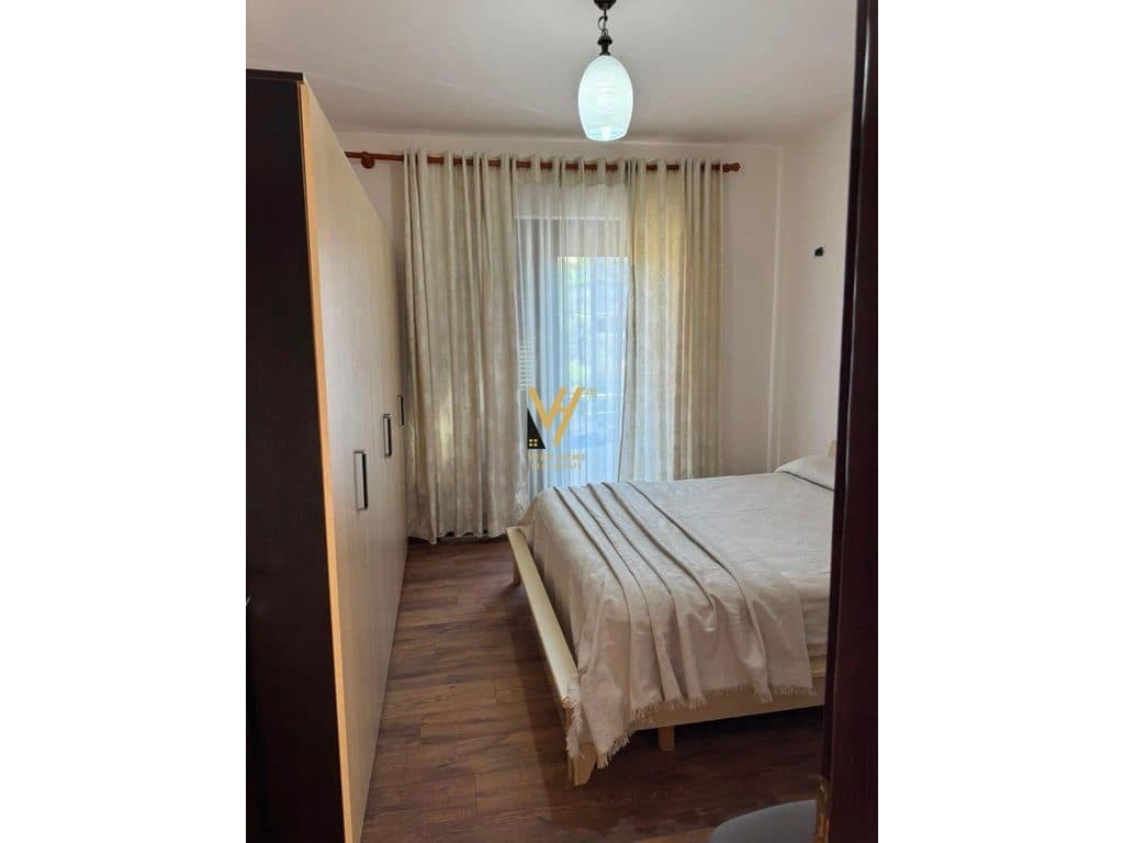 JEPET APARTAMENT 1+1+BLK ME QERA NE SELITE 55.000 LEKE 3