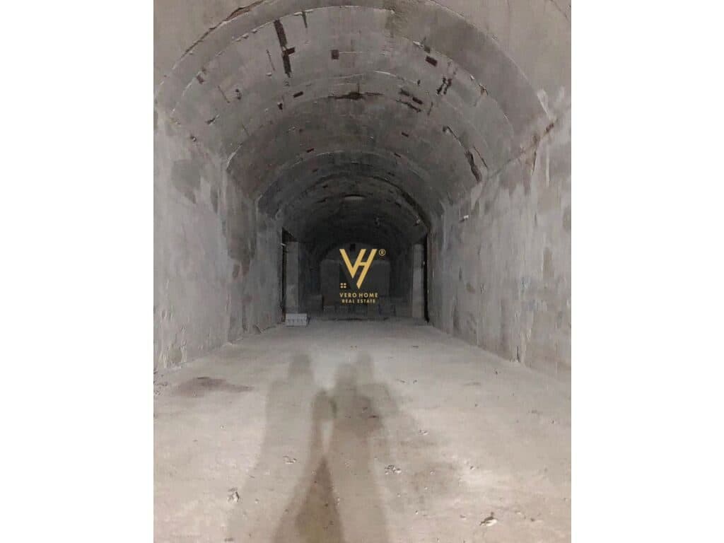 Jepet Magazine-Tunel me qera ne Shkoze 6.000 m2 3