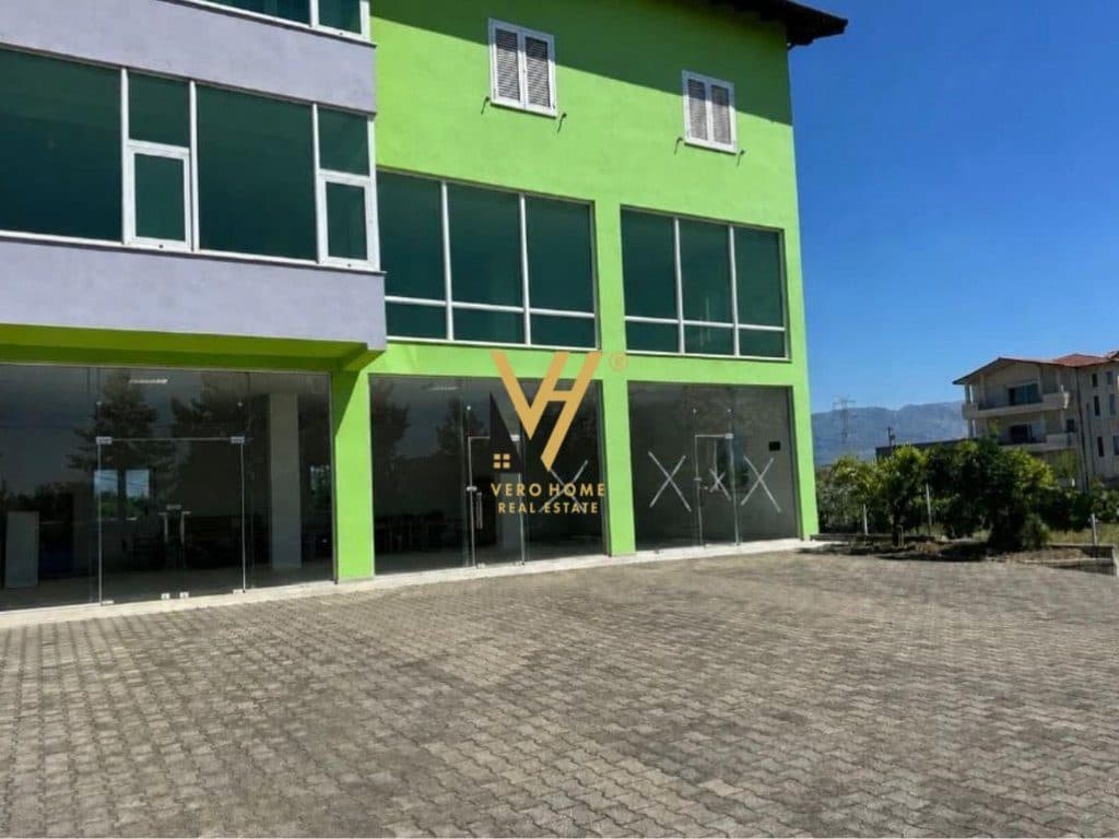 JEPET AMBIENT BIZNESI 200 M2 ME QIRA NE INSTITUT 1.000 EURO 4
