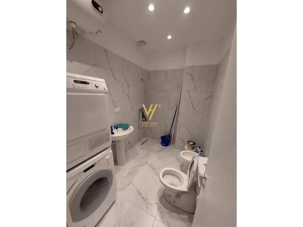 JEPET APARTAMENT 1+1 ME QERA TEK KODRA E DIELLIT 55.000 LEKE 4