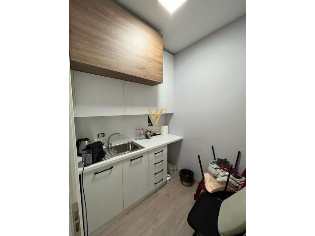 Jepet zyre me qera te Zogu i Zi 112 m2 4