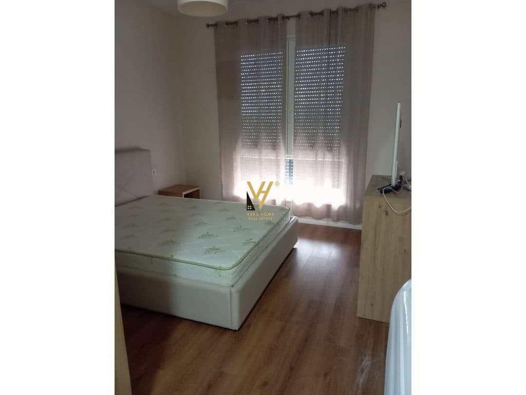 JEPET APARTAMENT 2+1+2+BLK ME QERA TE 5 MAJI 700 EURO 3