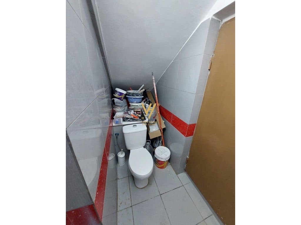 JEPET DYQAN 65 M2 ME QIRA TE ZOGU I ZI 170.000 LEKE 4