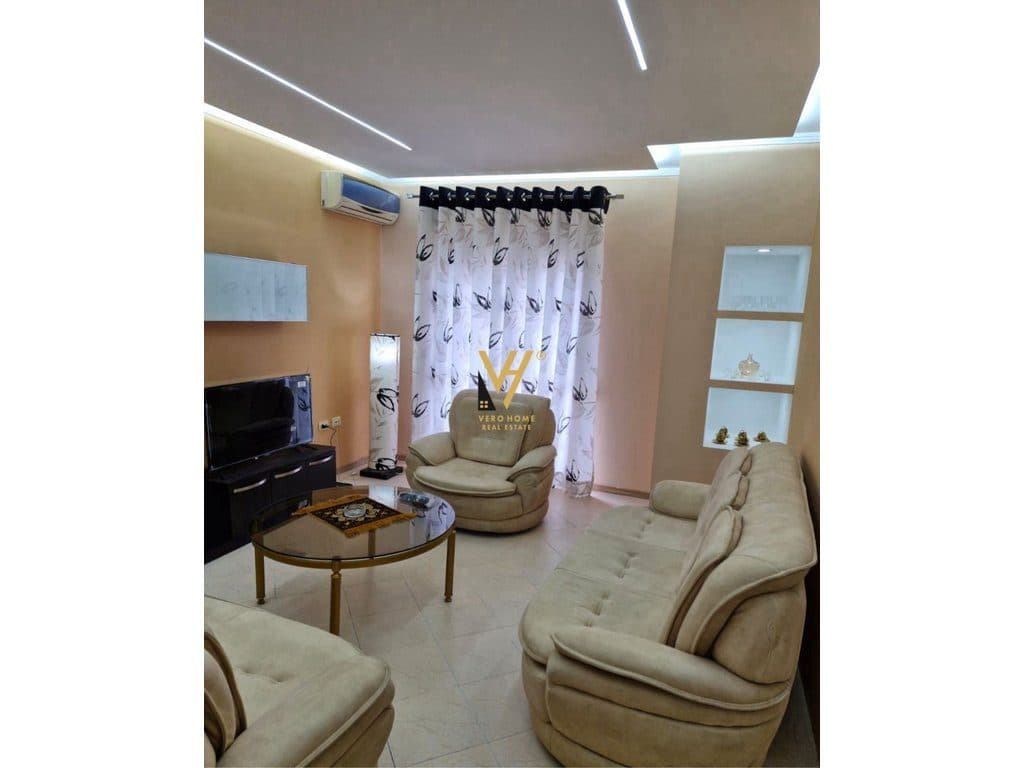 JEPET APARTAMENT 2+1+BLK ME QERA TE STADIUMI DINAMO 75.000 LEKE